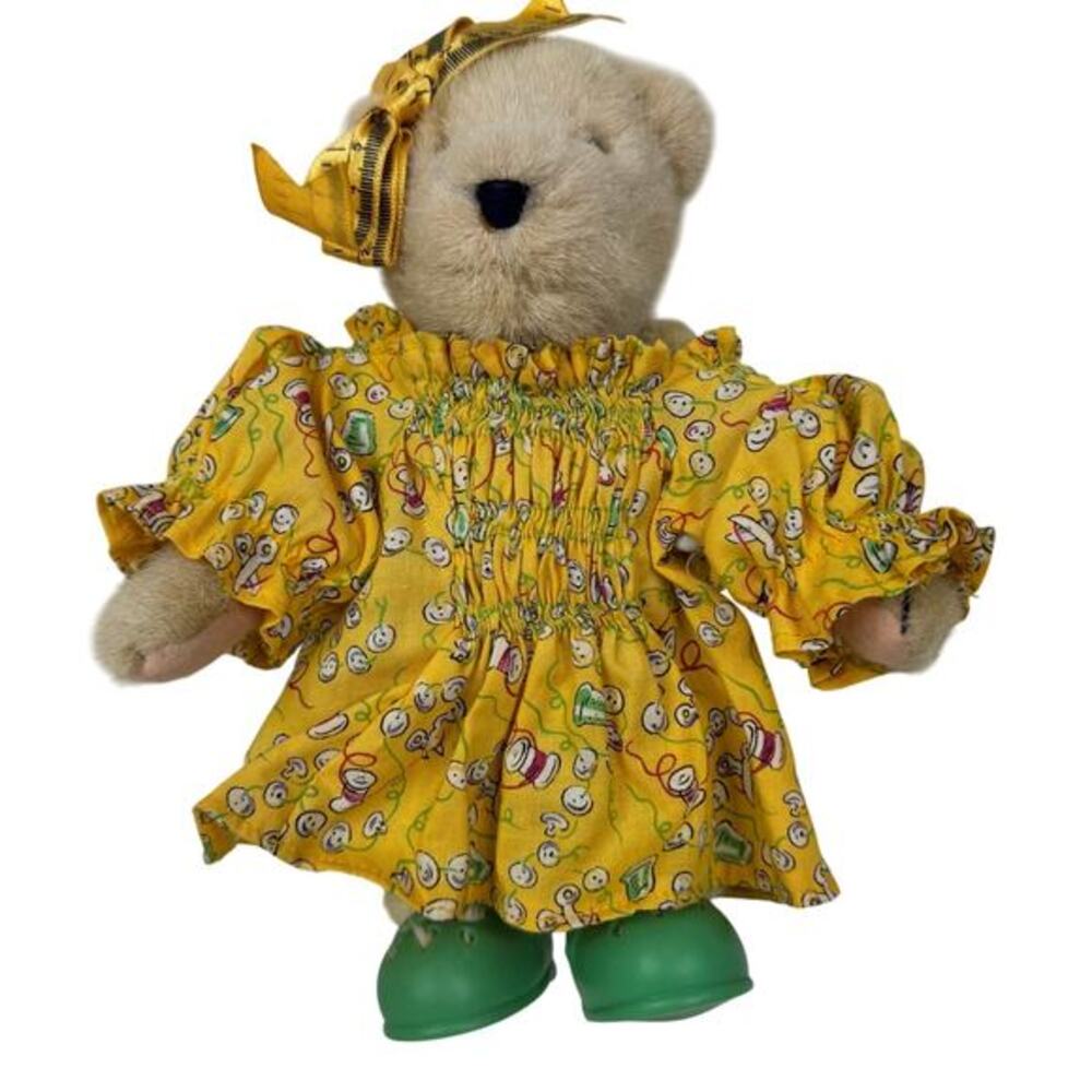 VTG 1982 Muffy Vanderbear Plush‎ Bear The Sewing Lesson Dressed